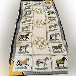 Elegant Equestrian Horse Print Scarf